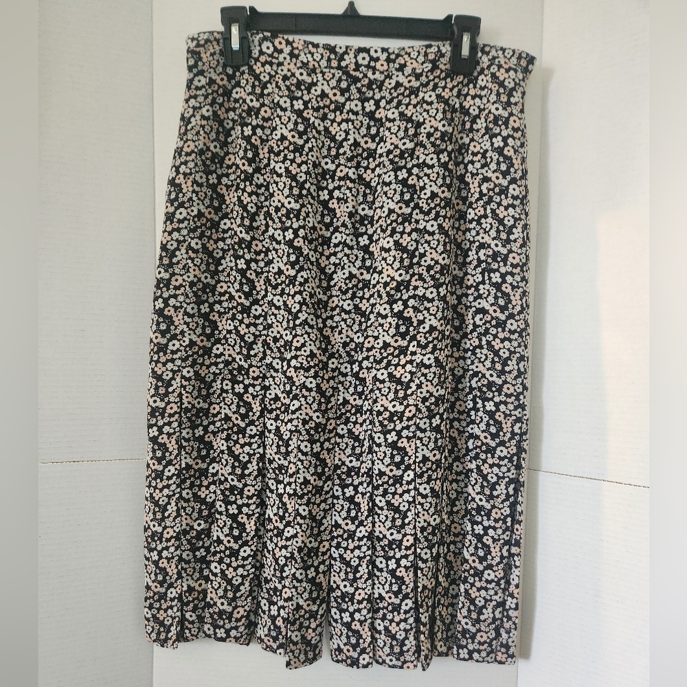 7th Avenue Design Studio New York & Co Skirt Sz 10 Floral Black & White Women's